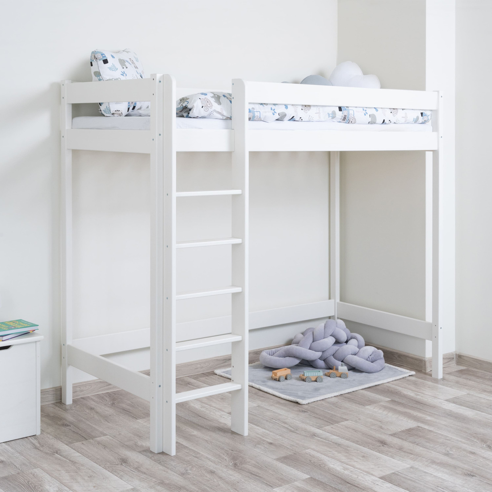 Łóżko drewniane ANTRESOLA, wysokość 160 cm