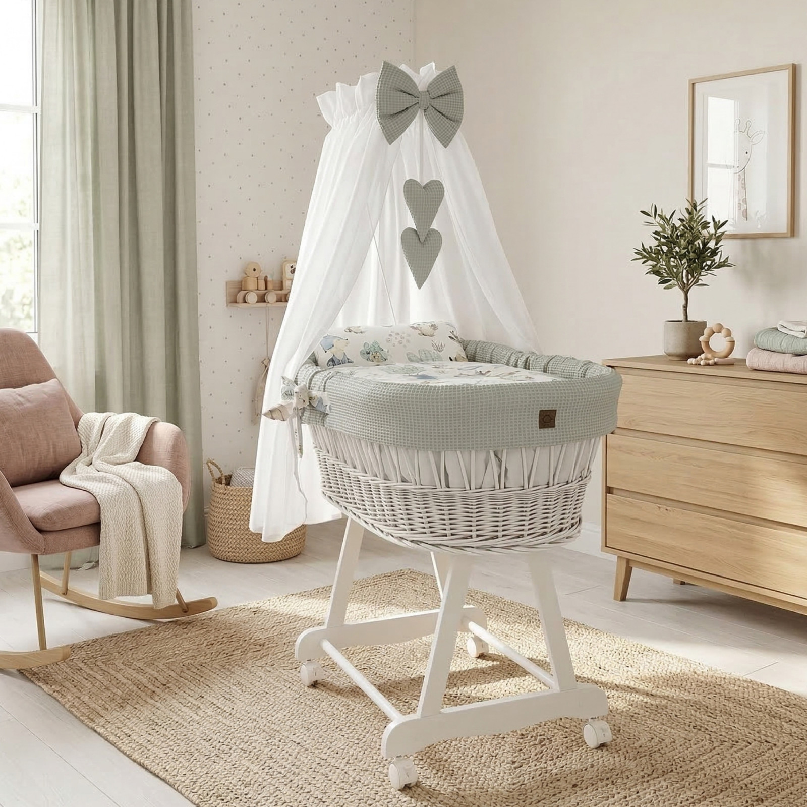 Kosz Mojżesza Z Baldachimem Na Rolkach