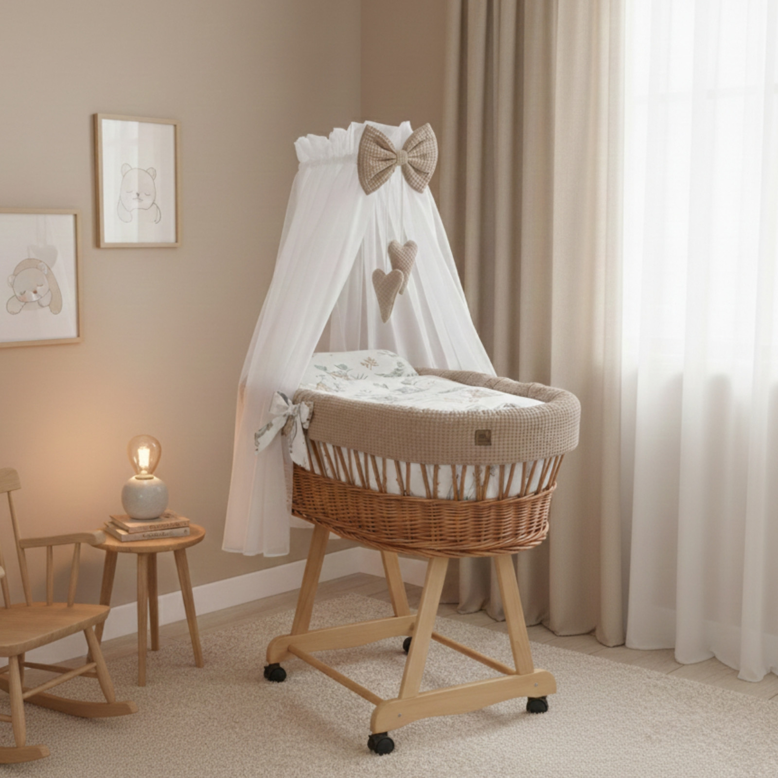 Kosz Mojżesza Z Baldachimem Na Rolkach