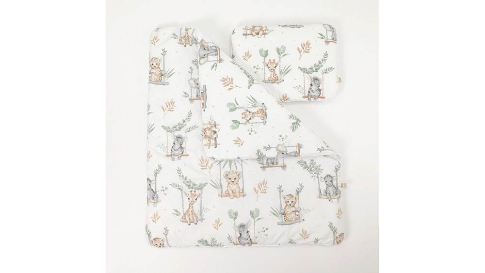 Pościel do Kosza Mojżesza wzór w leśne zwierzątka – widok bryły