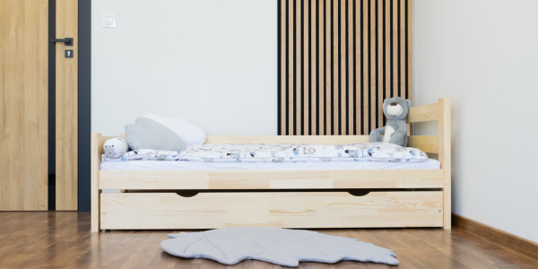 Szuflada pod łóżkiem. Jak jeden mebel ratuje mały pokój przed chaosem?