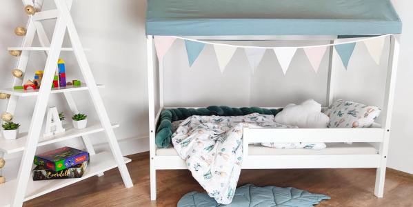 Jak nauczyć dziecko samodzielnie wchodzić i schodzić z łóżka po zmianie z łóżeczka