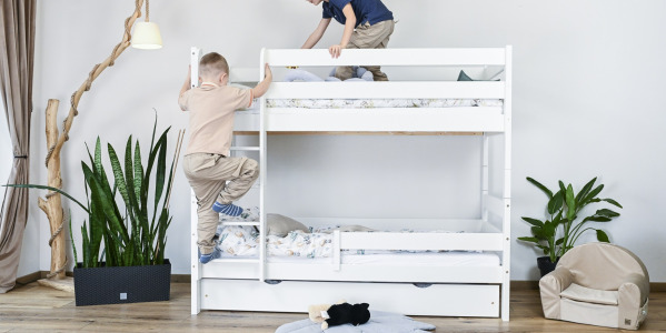 Łóżko piętrowe dla rodzeństwa - za i przeciw